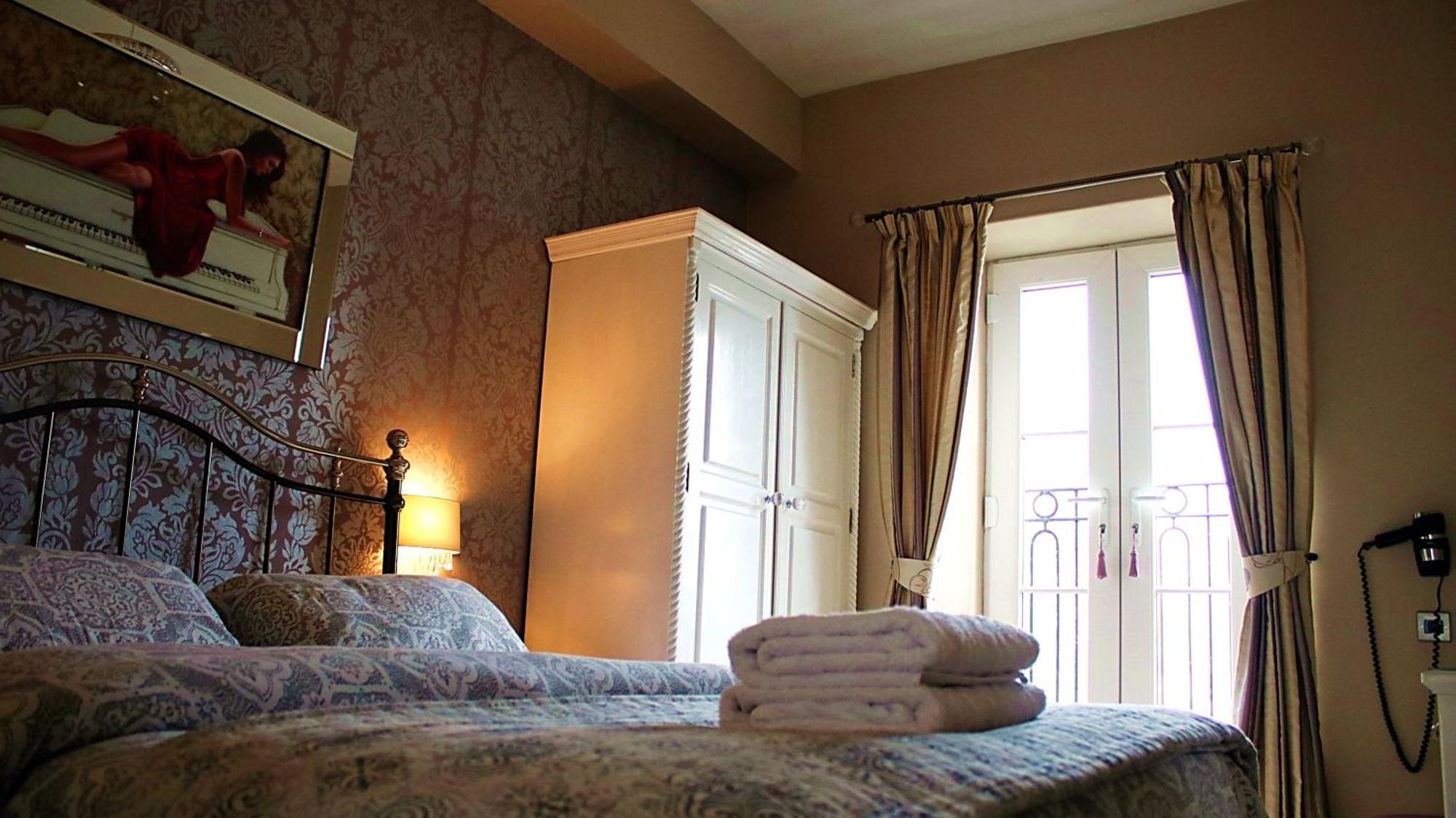 Bowness Bay Suites (Adults Only) Eksteriør billede