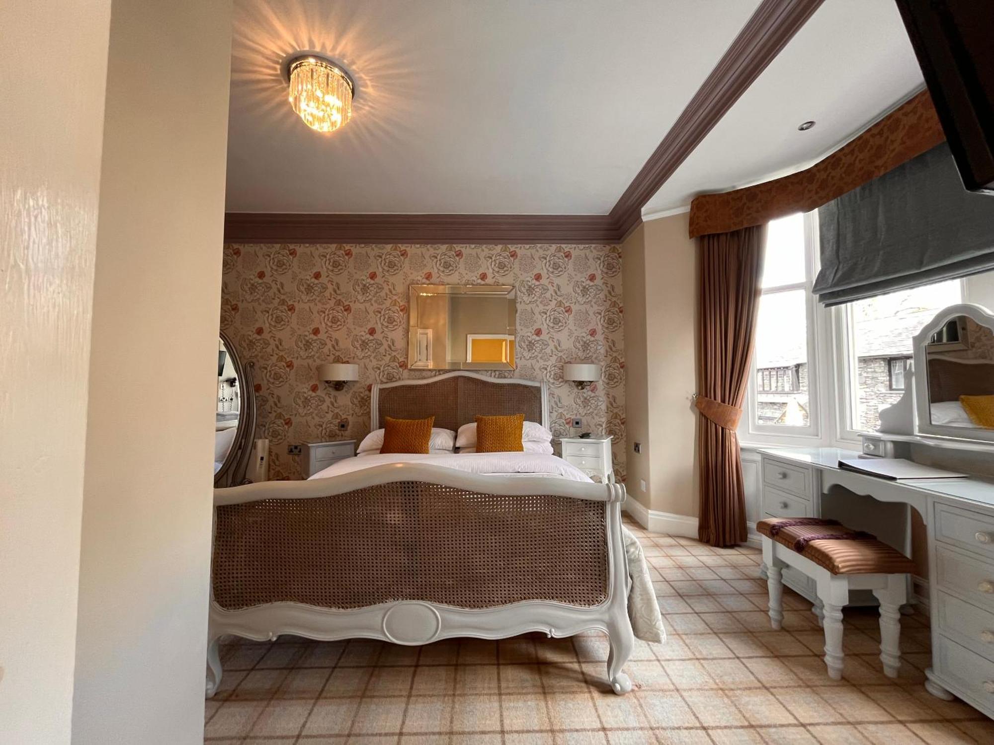 Bowness Bay Suites (Adults Only) Eksteriør billede
