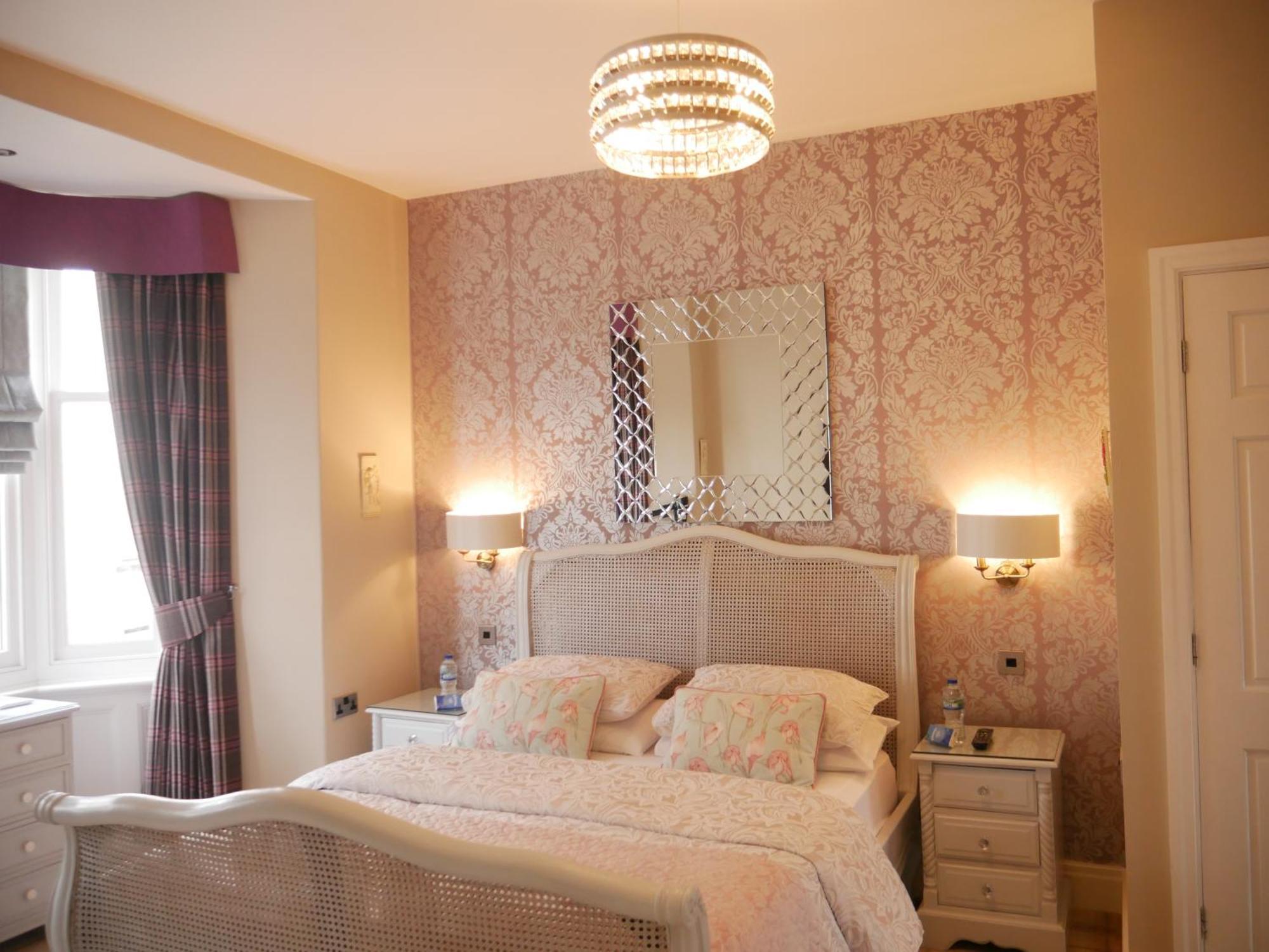 Bowness Bay Suites (Adults Only) Eksteriør billede