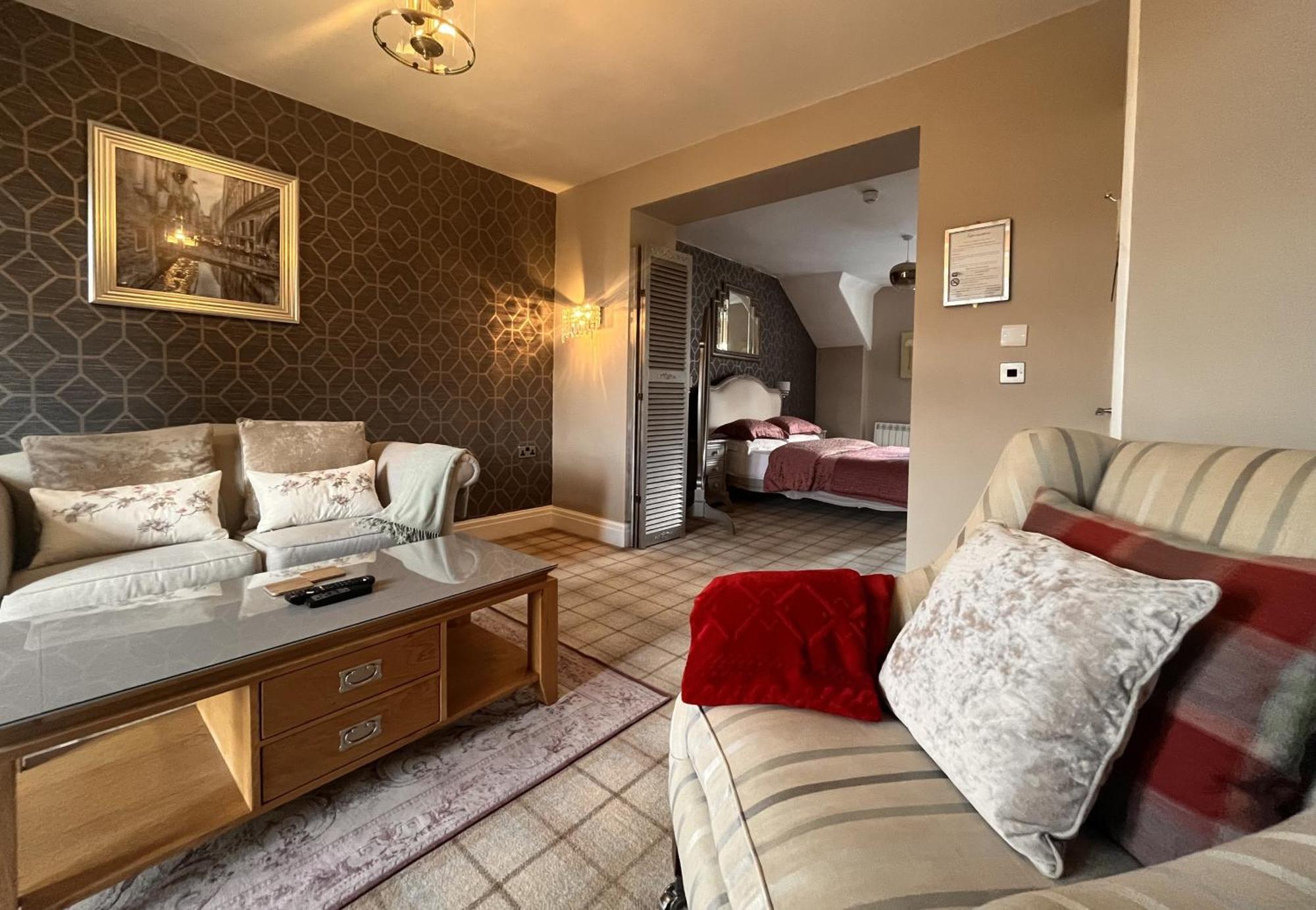 Bowness Bay Suites (Adults Only) Eksteriør billede