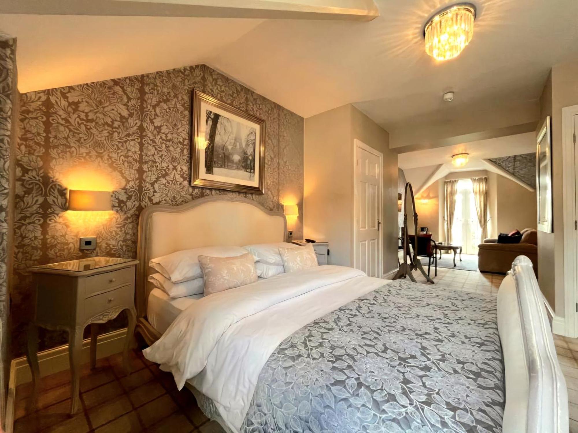 Bowness Bay Suites (Adults Only) Eksteriør billede