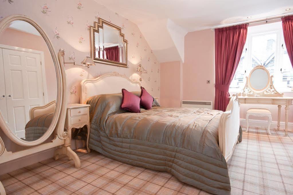 Bowness Bay Suites (Adults Only) Eksteriør billede