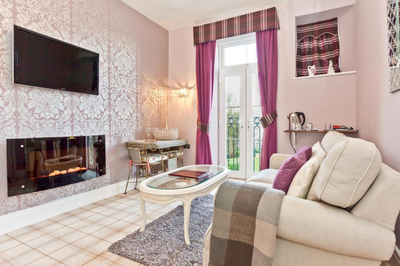 Bowness Bay Suites (Adults Only) Eksteriør billede