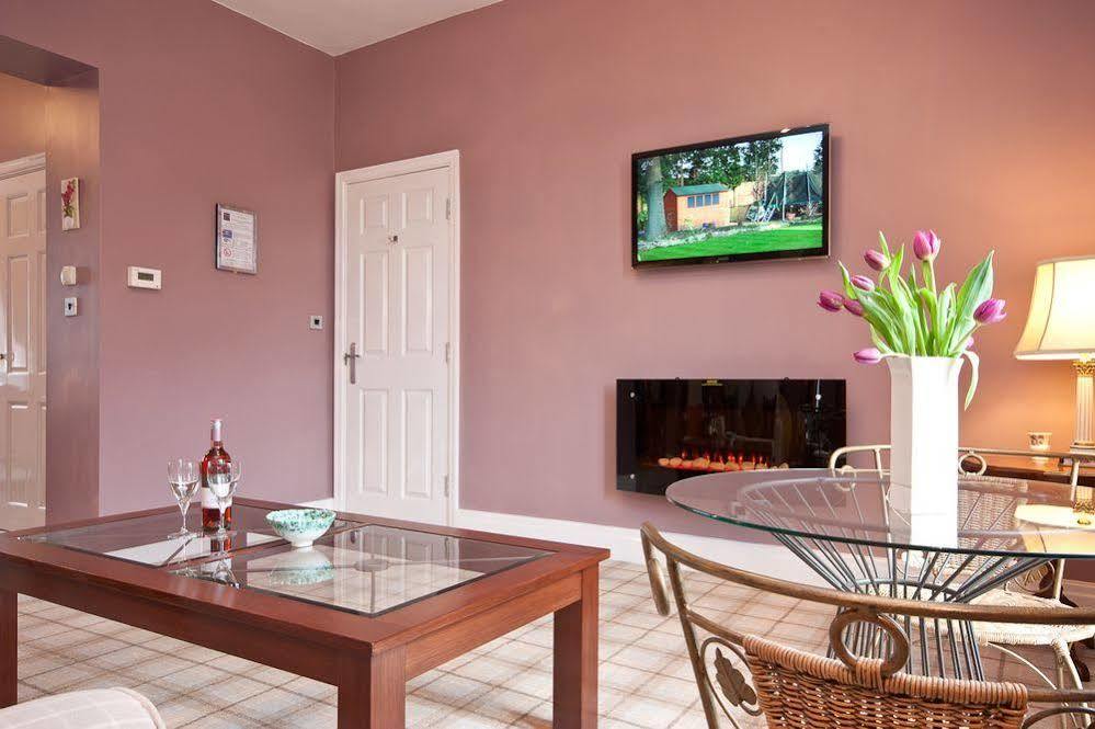 Bowness Bay Suites (Adults Only) Eksteriør billede